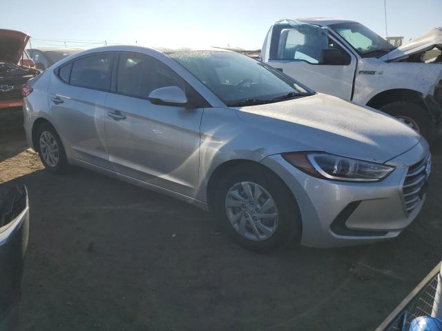  HYUNDAI ELANTRA 2017 Серебристый
