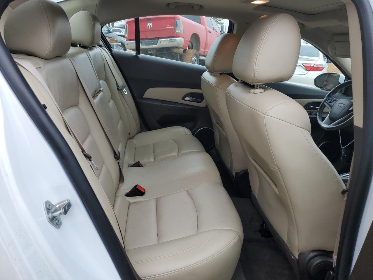 2015 Chevrolet Cruze - Image 10