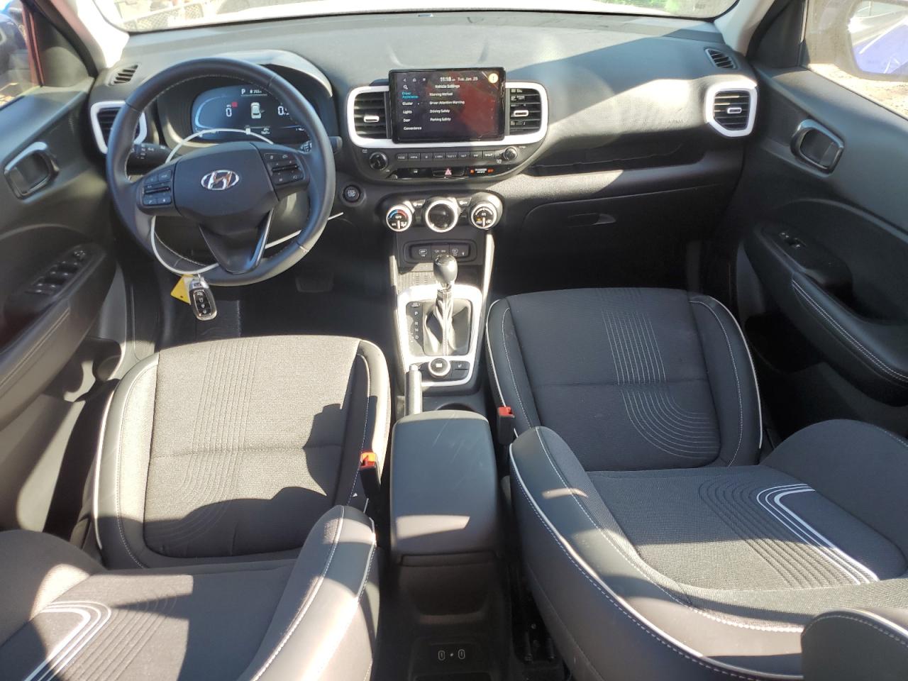 2024 Hyundai Venue - Image 8