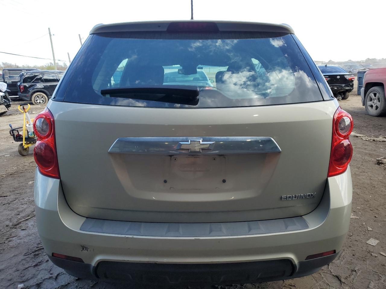 2015 Chevrolet Equinox - Image 6