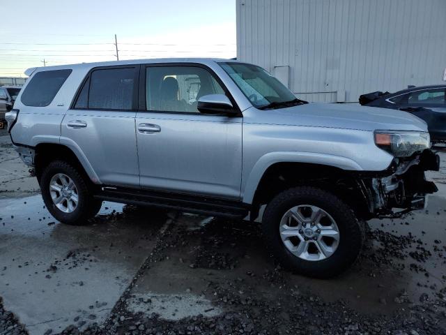  TOYOTA 4RUNNER 2016 Silver