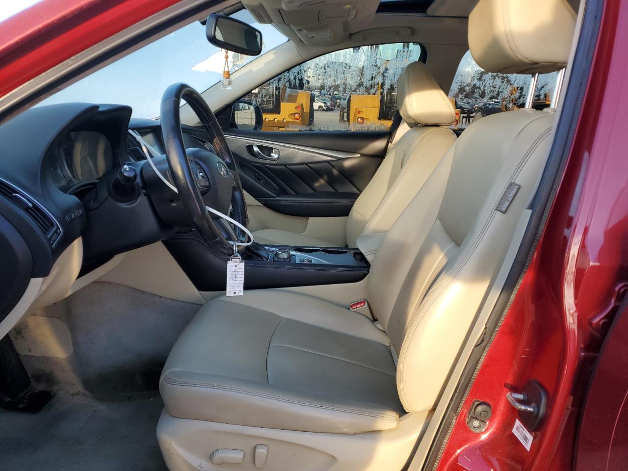 2015 Infiniti Q50 - Image 7