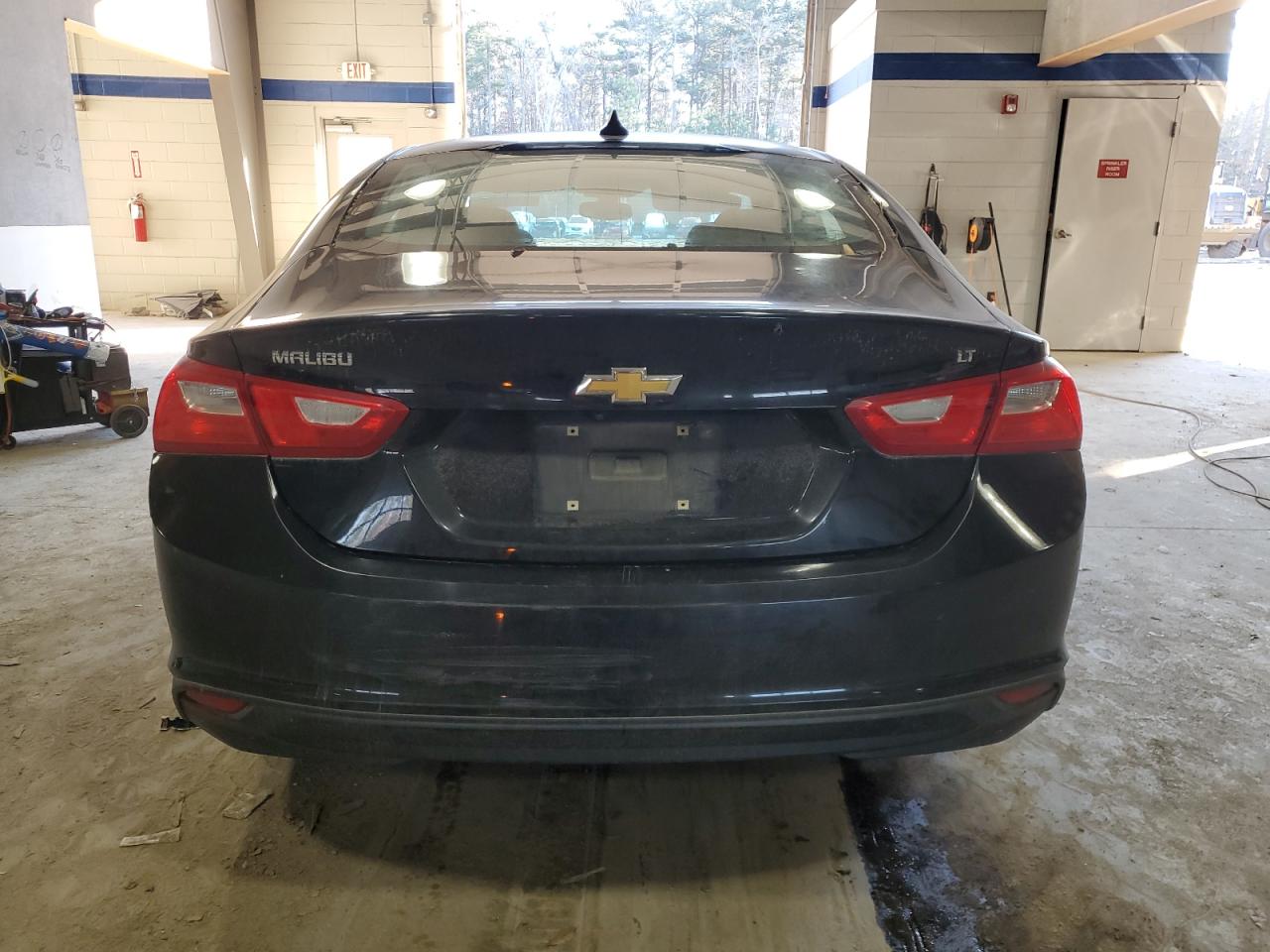 2018 Chevrolet Malibu - Image 6