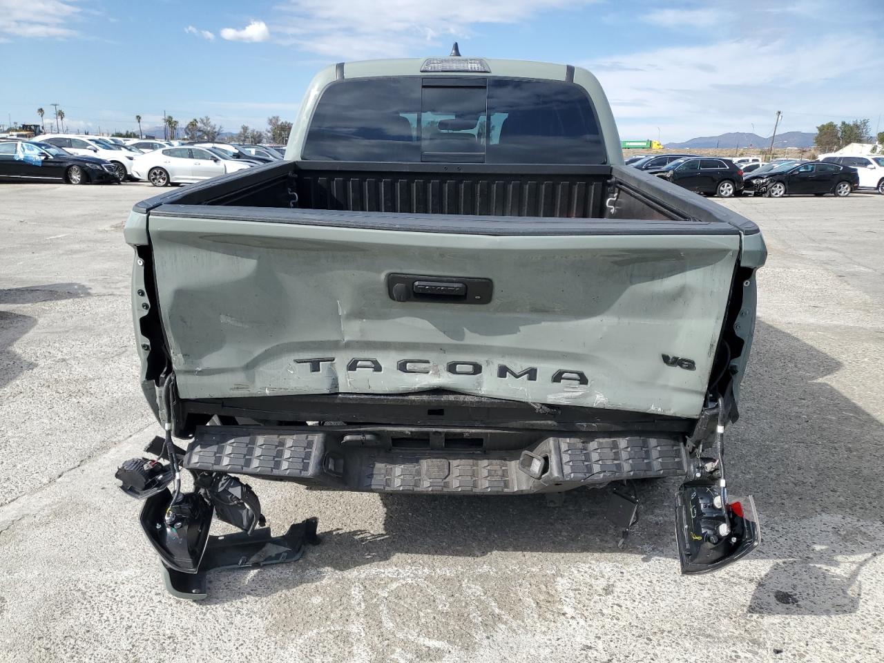 2022 Toyota Tacoma - Image 6