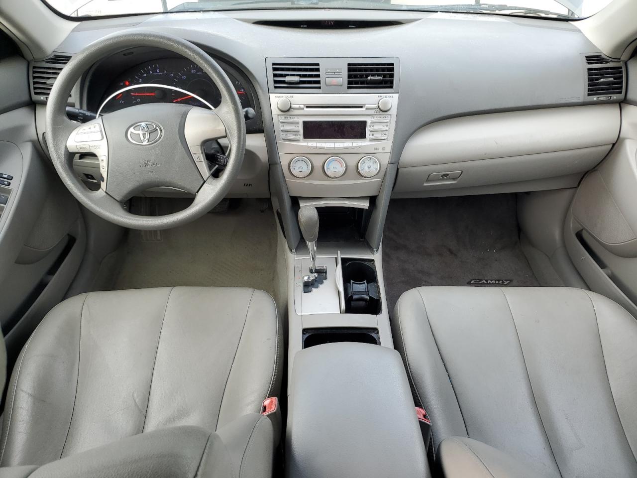 2011 Toyota Camry - Image 8
