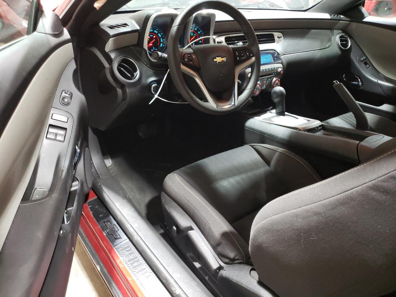 2015 Chevrolet Camaro - Image 8