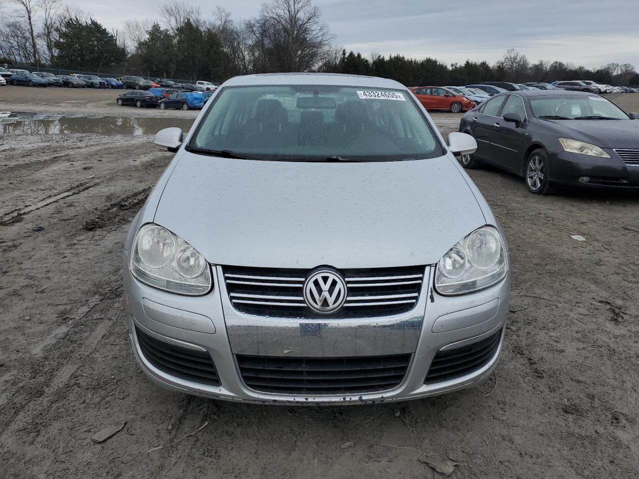 2007 Volkswagen Jetta - Image 5