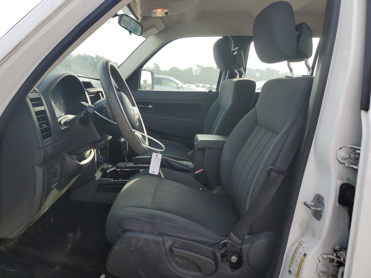 2012 Jeep Liberty (North America) - Image 7