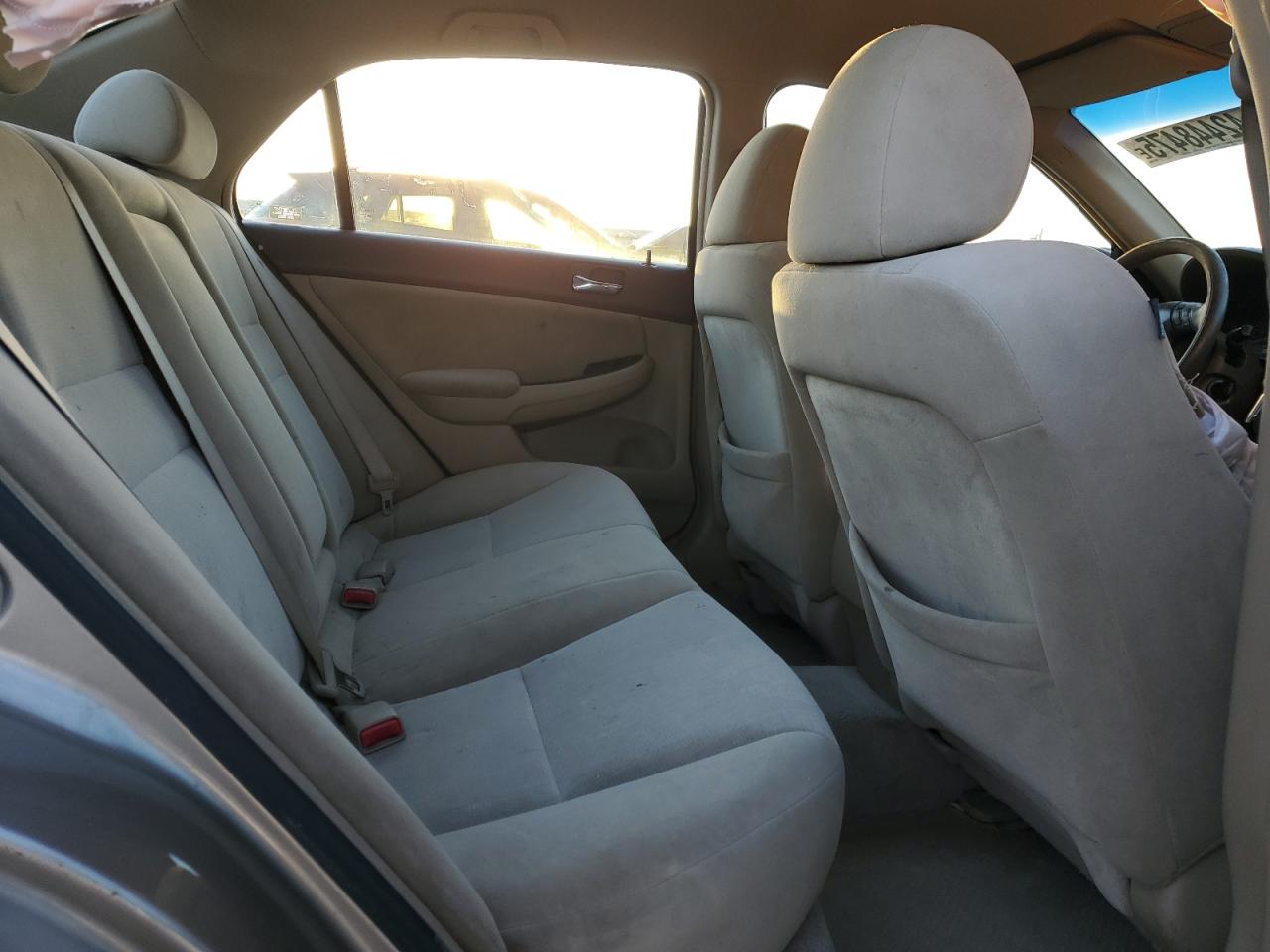 2005 Honda Accord - Image 11