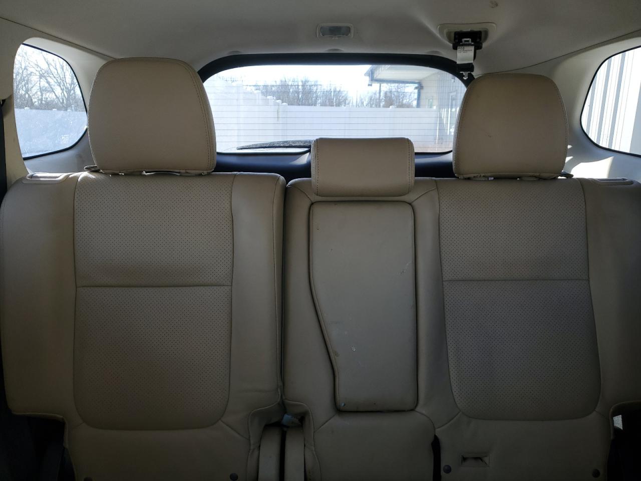 2016 Mitsubishi Outlander - Image 10