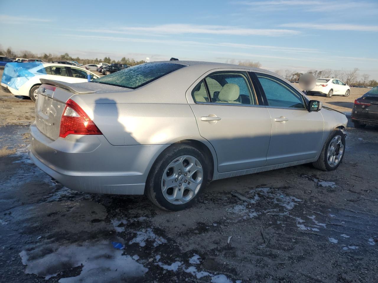 2011 Ford Fusion - Image 3