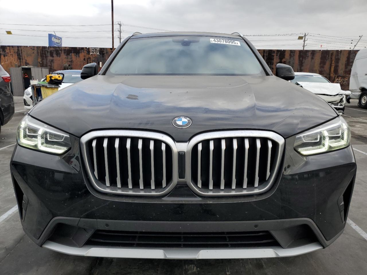 2022 BMW X3 - Image 5