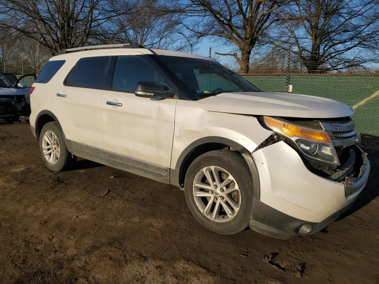 2014 Ford Explorer - Image 4