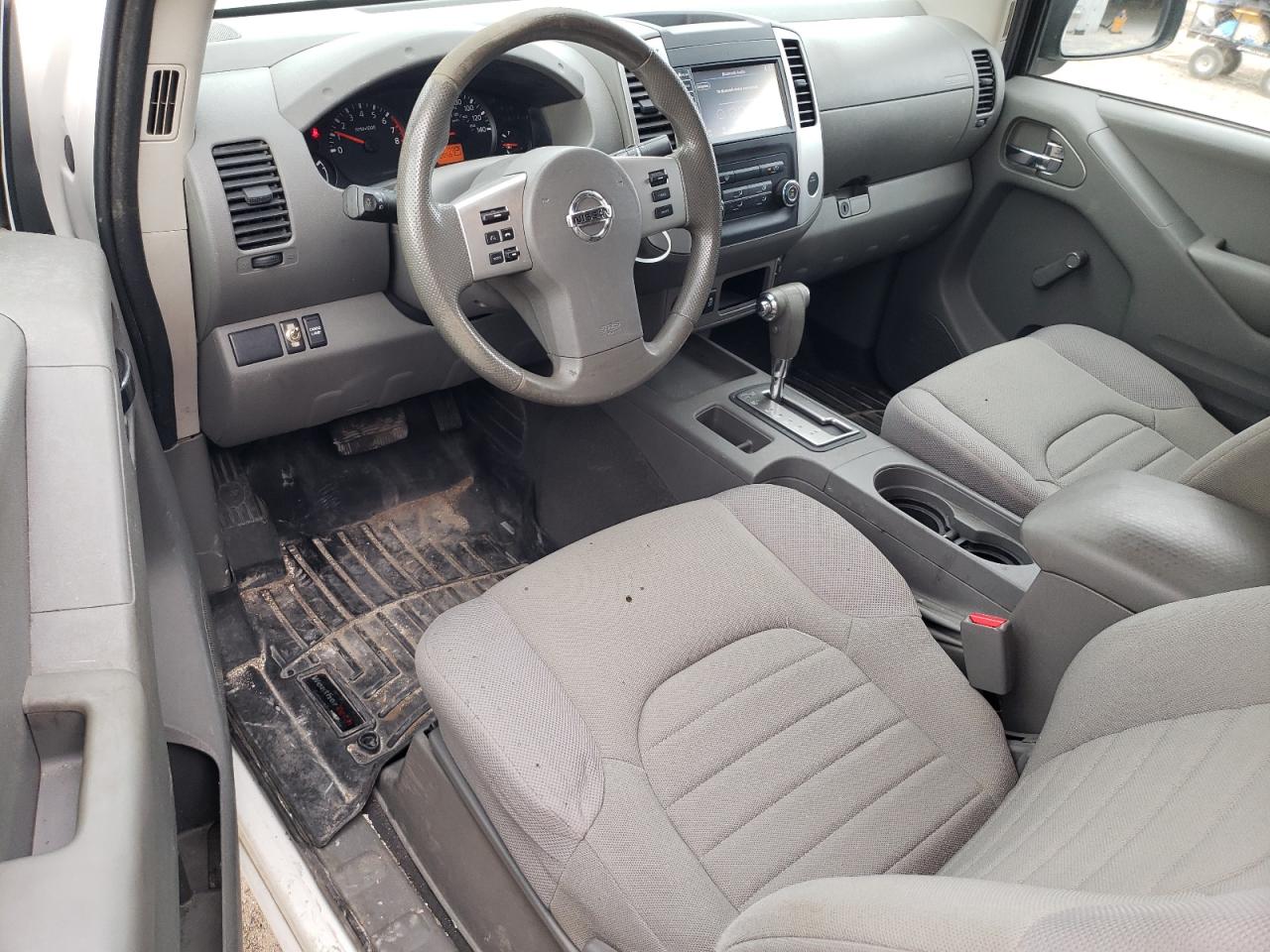 2019 Nissan Navara (Frontier) - Image 8