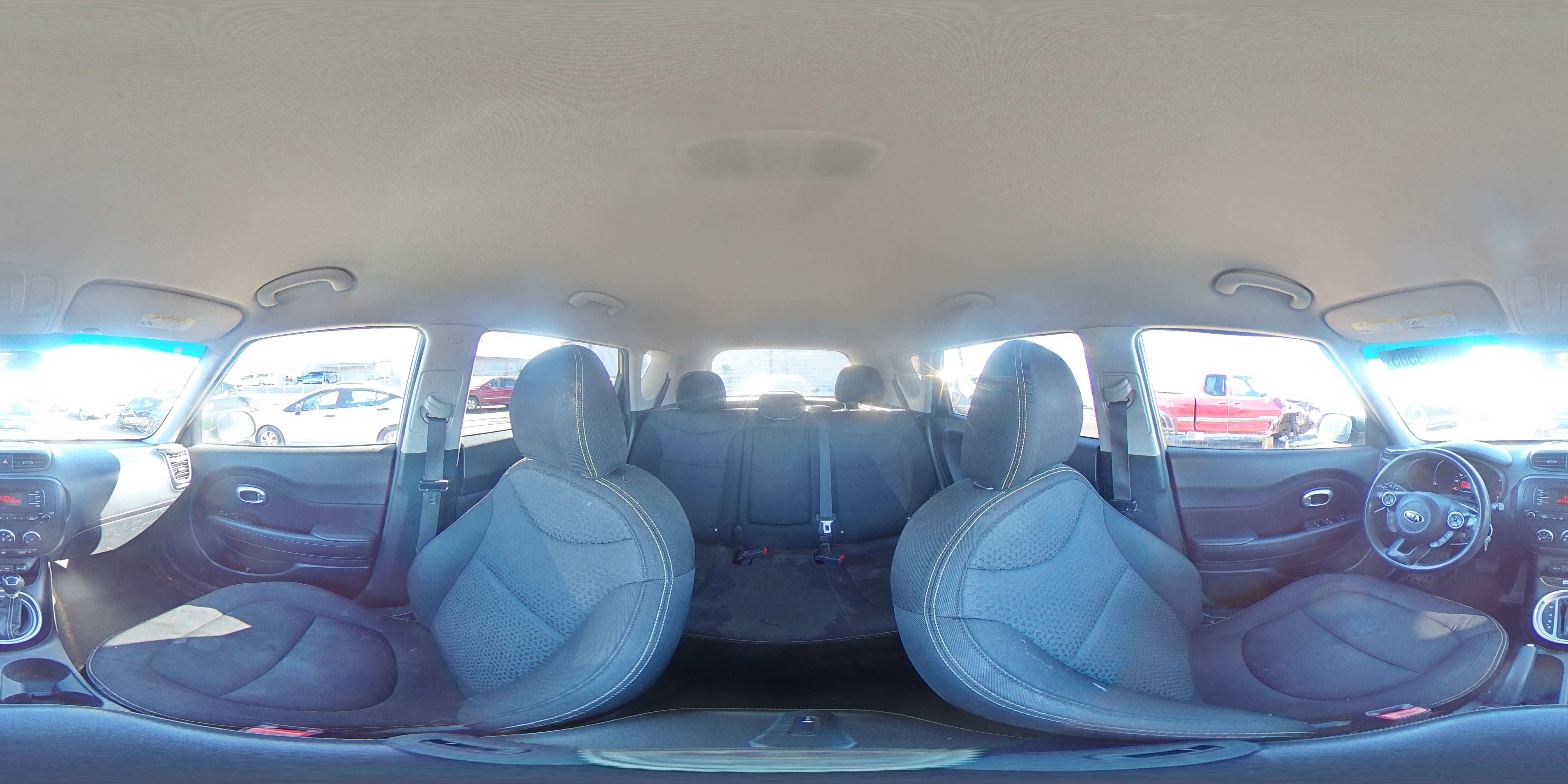 2015 Kia Soul - Image 14