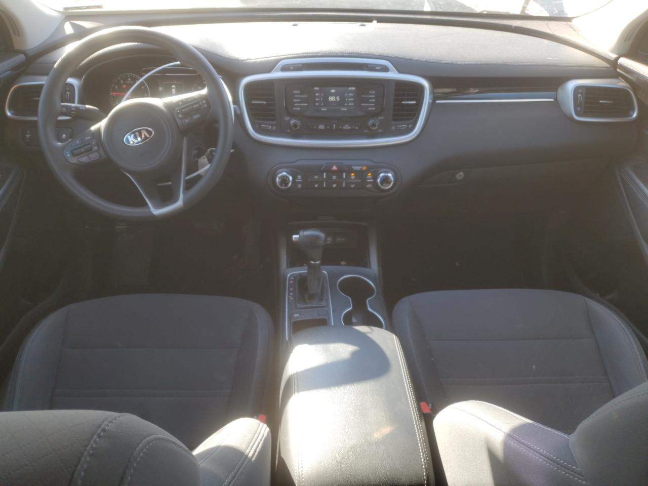2018 Kia Sorento - Image 8