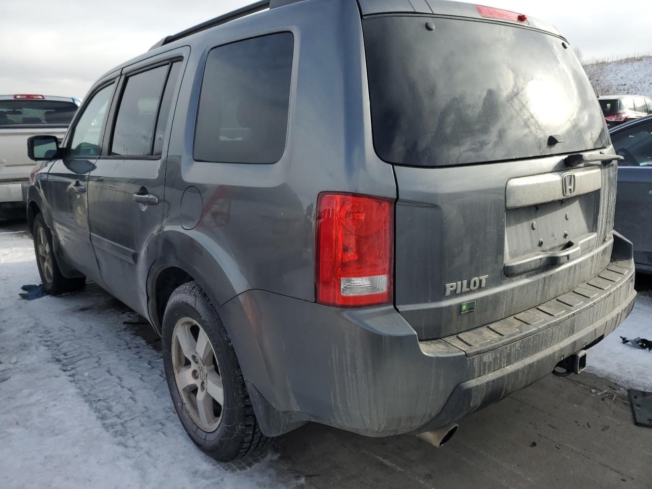 2010 Honda Pilot - Image 2