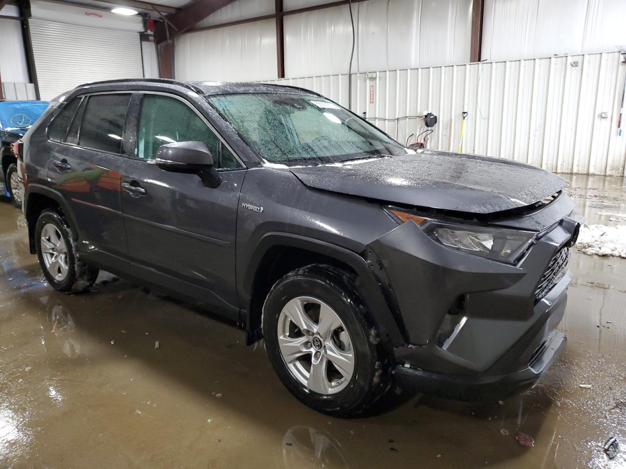 2020 Toyota RAV 4 - Image 4
