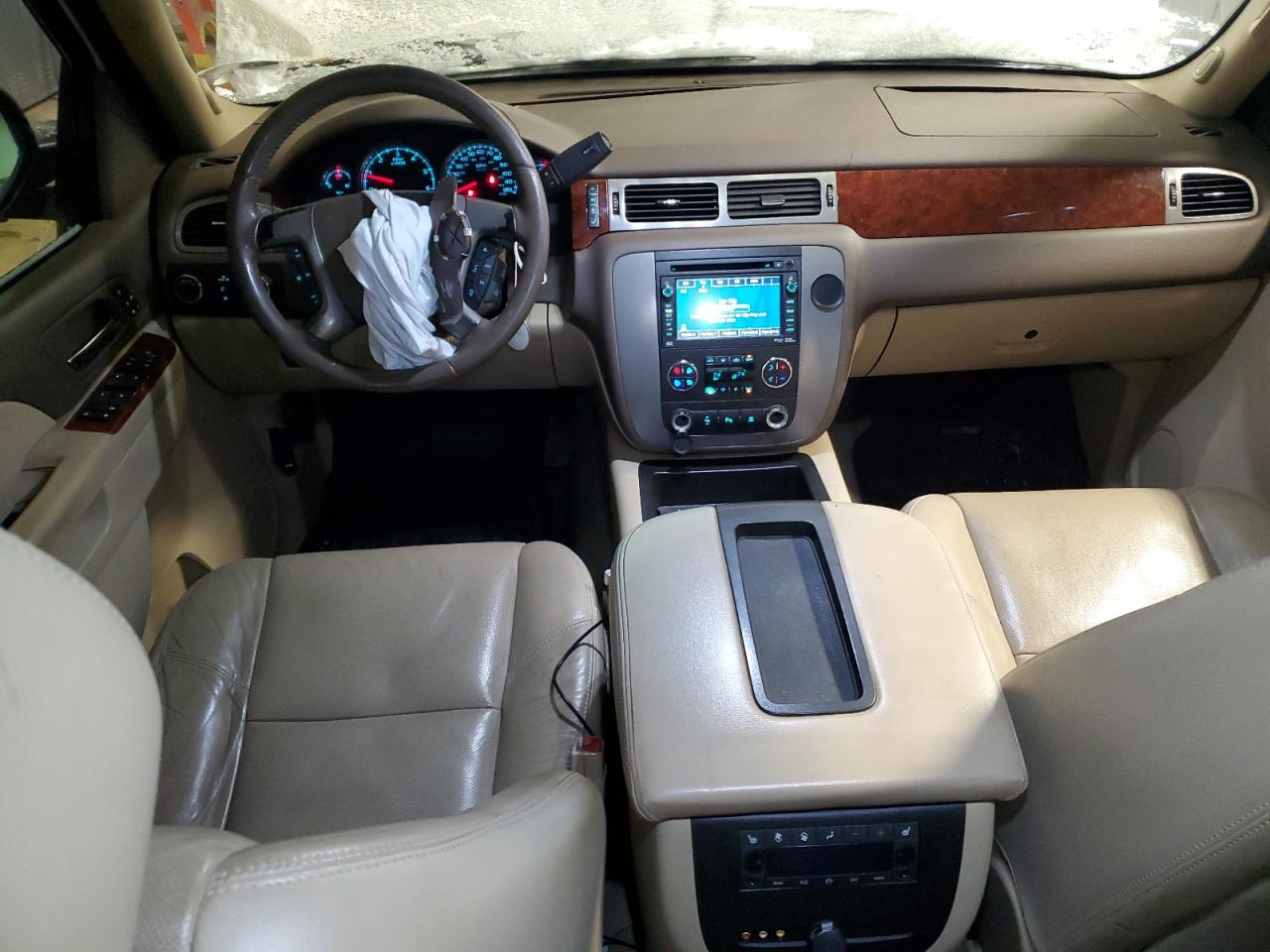 2010 GMC Yukon - Image 8