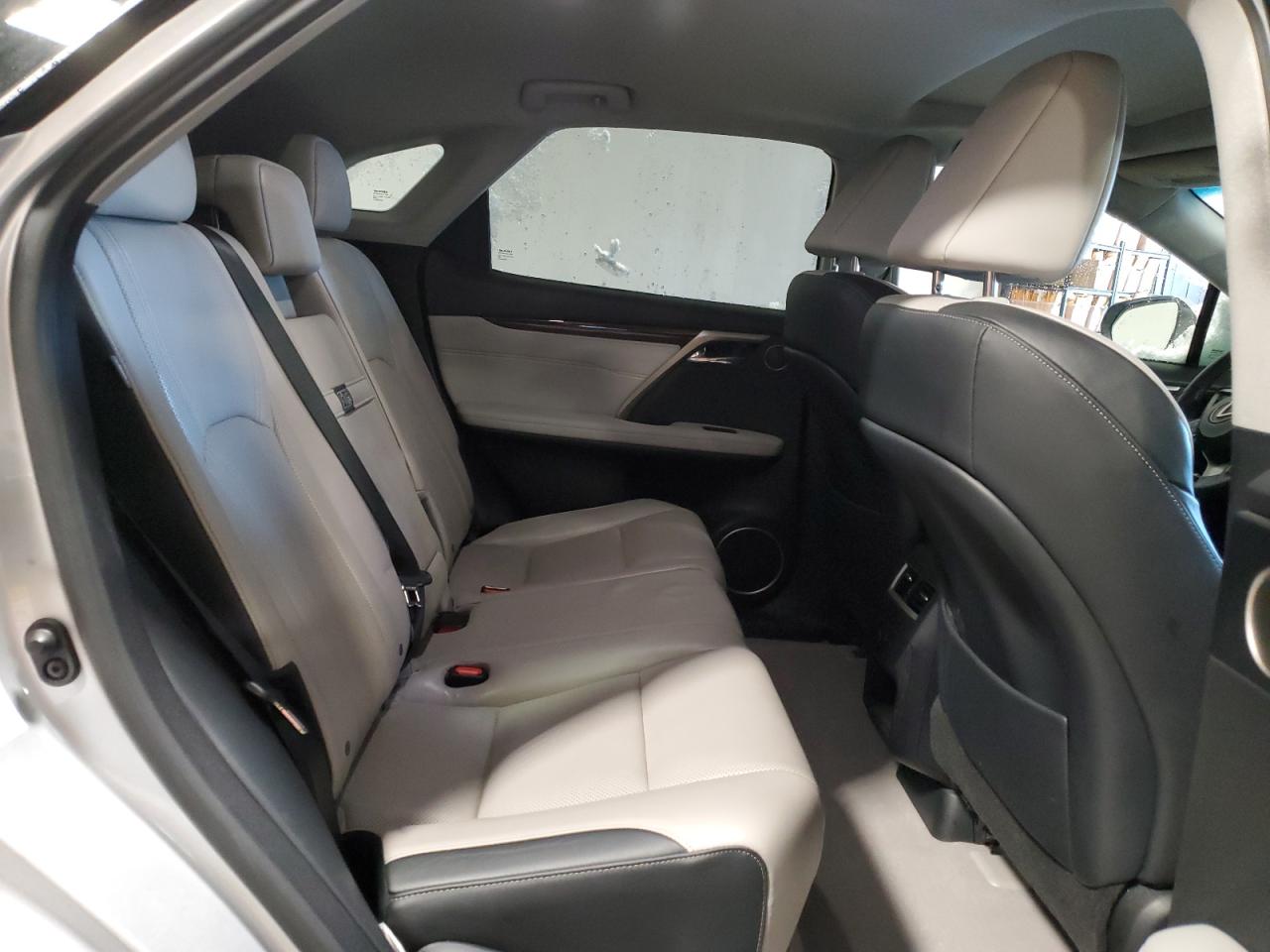2016 Lexus RX - Image 11