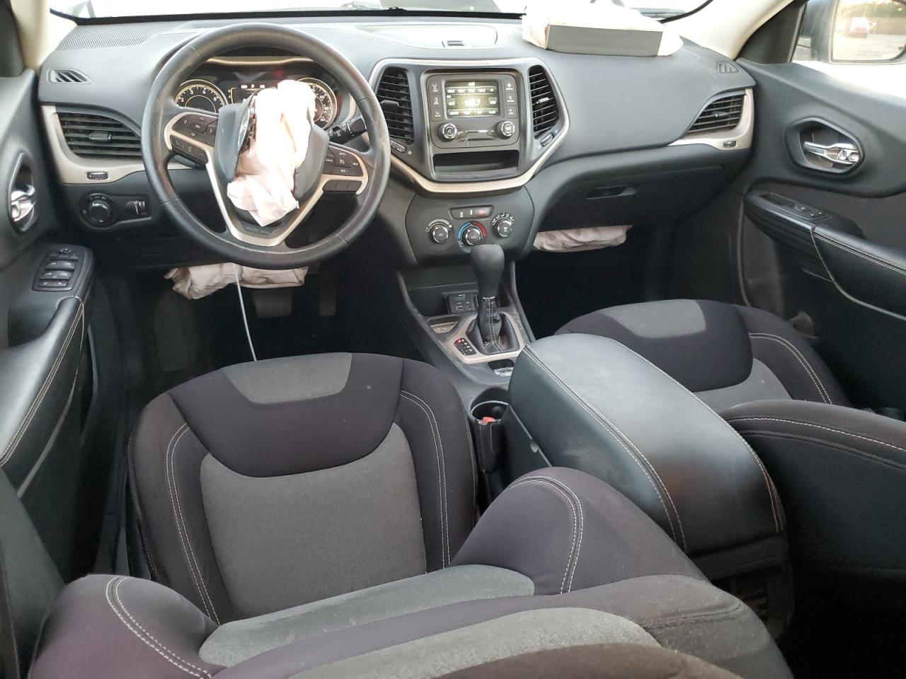 2015 Jeep Grand Cherokee - Image 8
