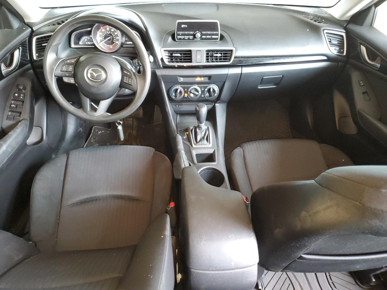 2014 Mazda 3 - Image 8