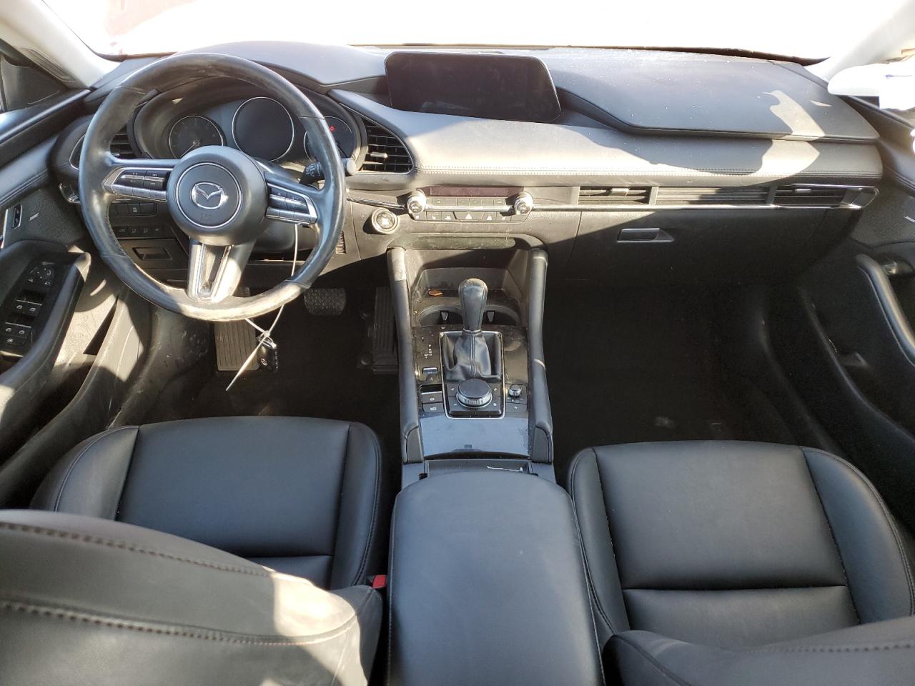 2022 Mazda 3 - Image 8