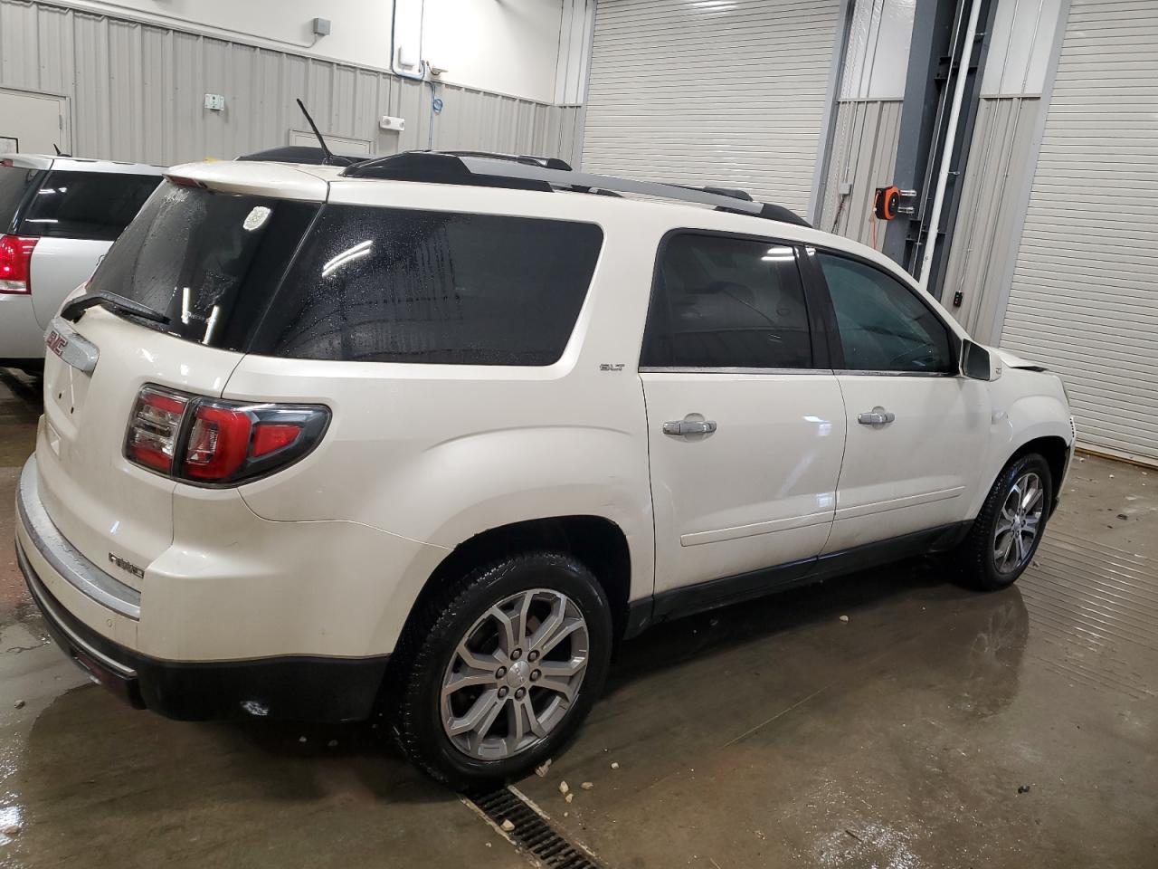 2013 GMC Acadia - Image 3