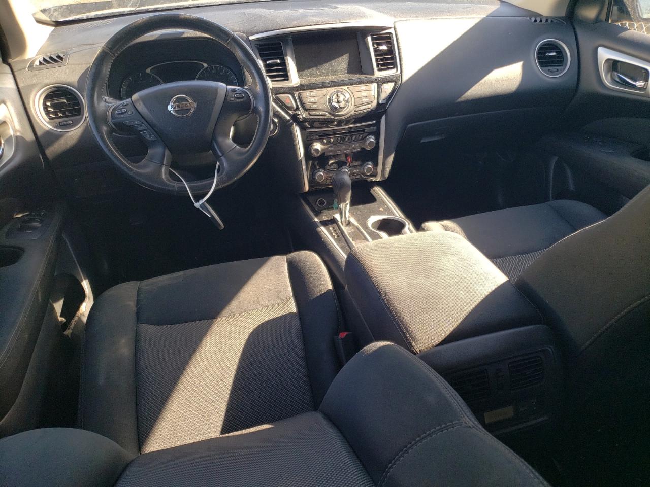 2017 Nissan Pathfinder - Image 8
