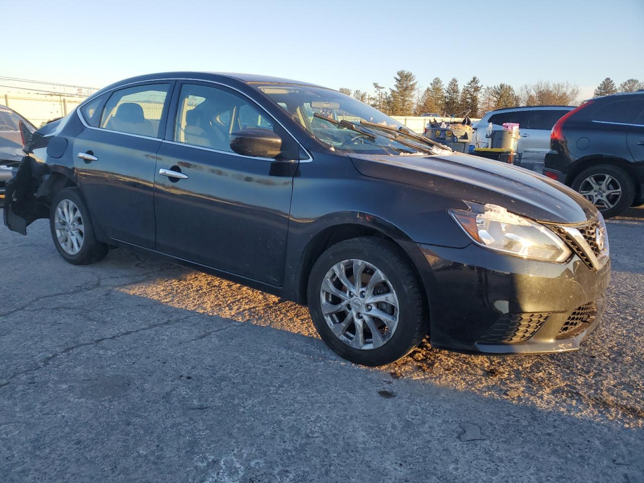 VIN 3N1AB7AP2JL640298 2018 NISSAN SENTRA no.4