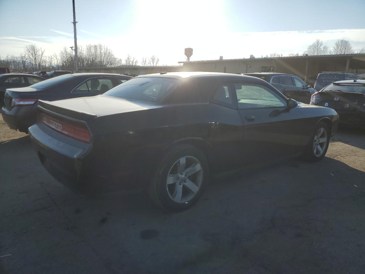 2013 Dodge Challenger - Image 3