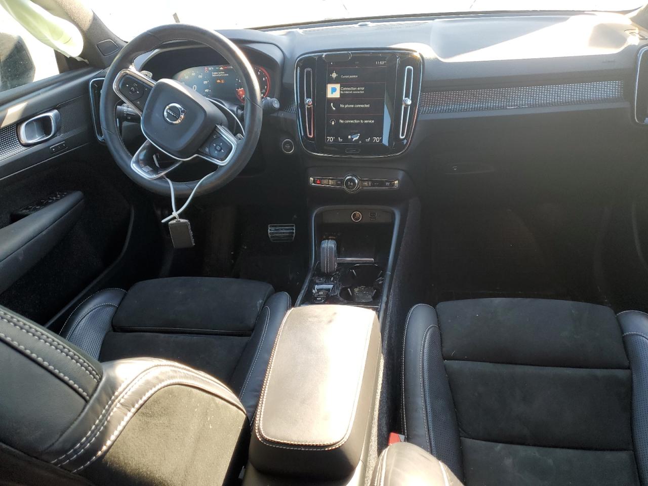 2020 Volvo XC40 - Image 8