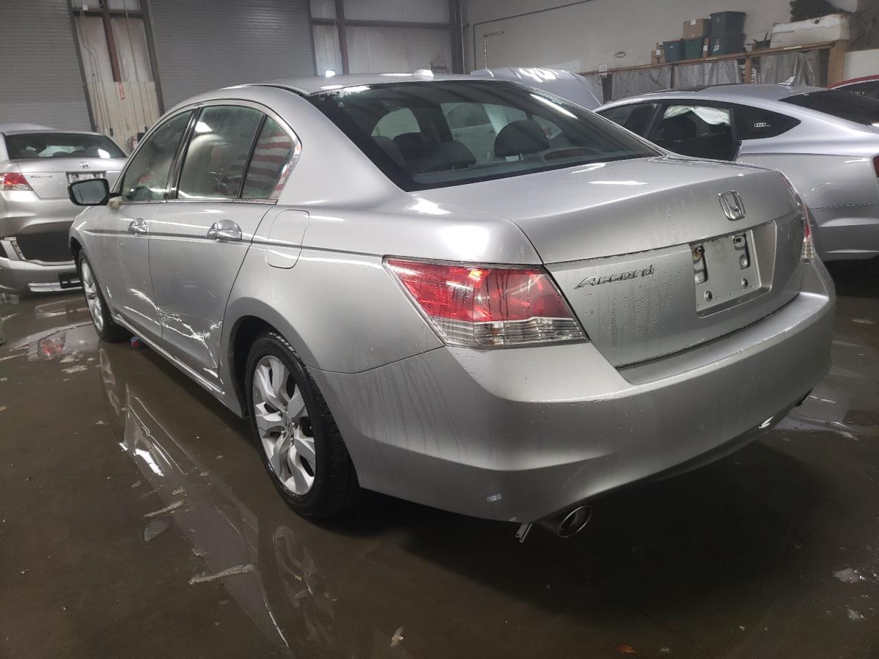 2010 Honda Accord - Image 2