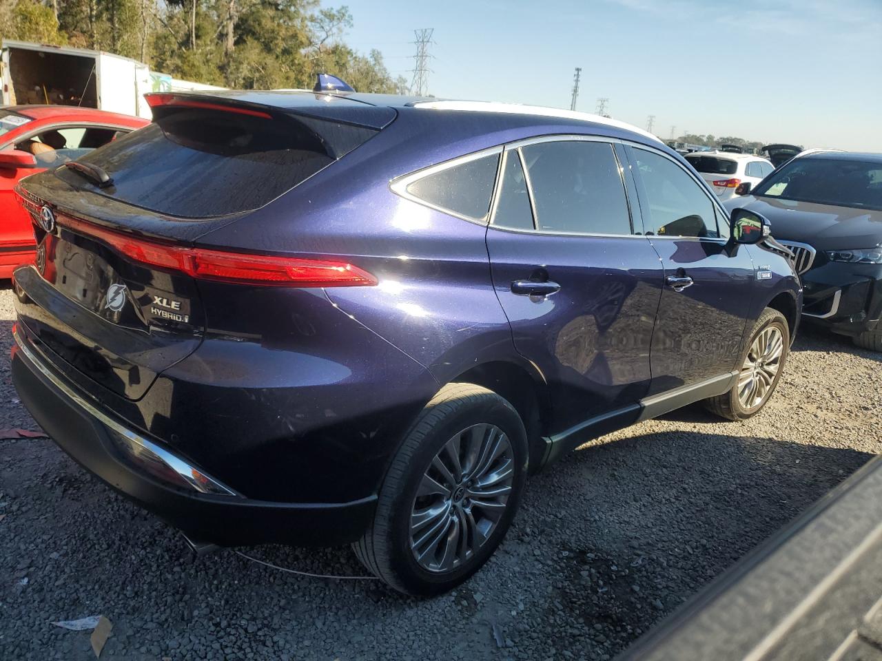 2021 Toyota Venza - Image 3