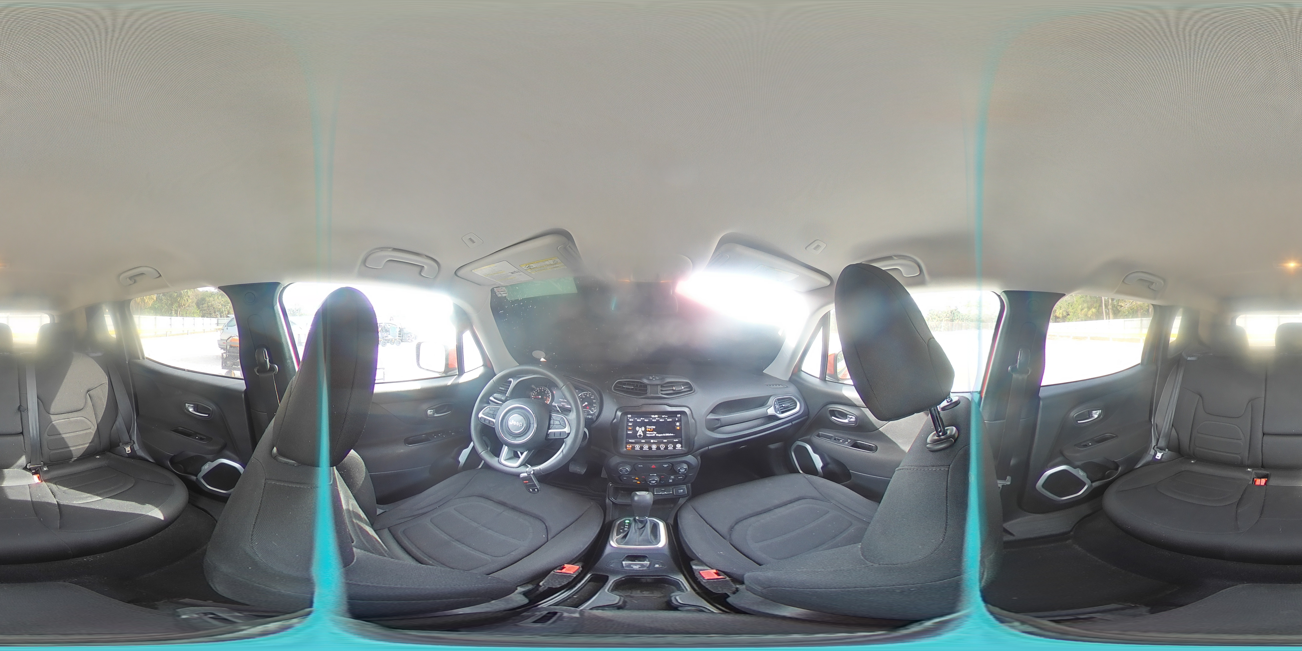 2018 Jeep Renegade - Image 12