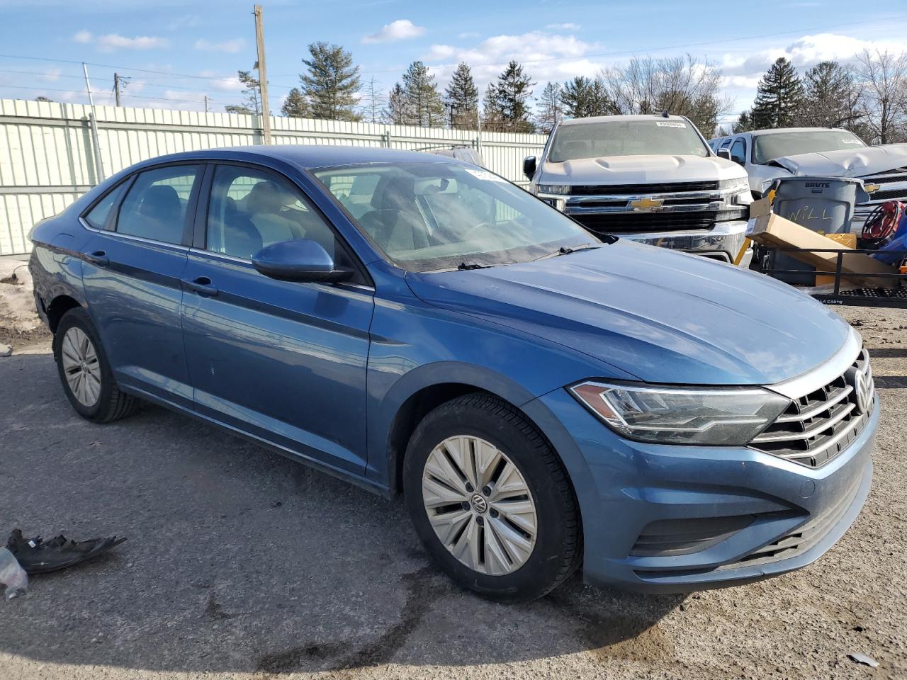 2019 Volkswagen Jetta - Image 4