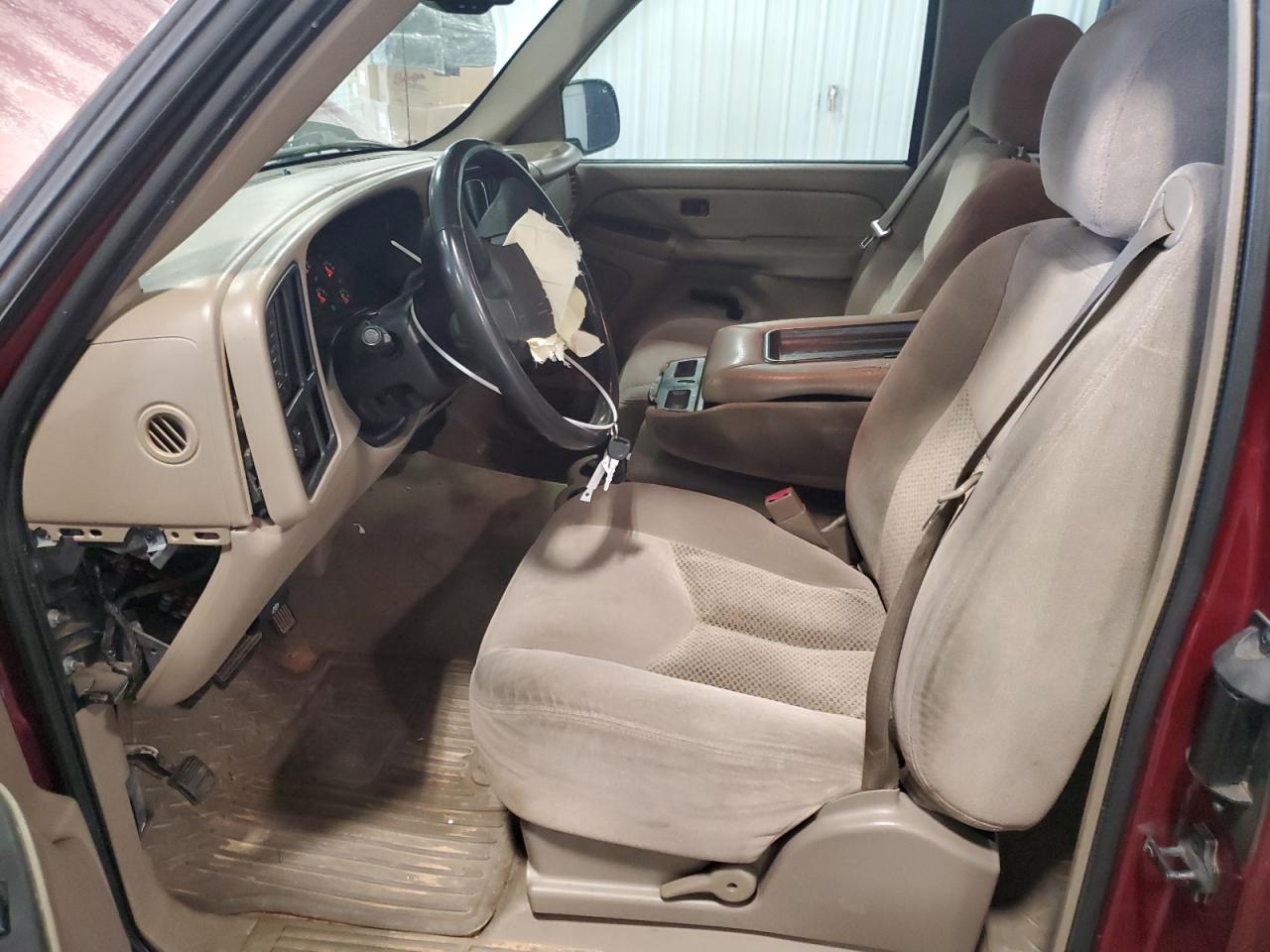 2004 Chevrolet Silverado - Image 7