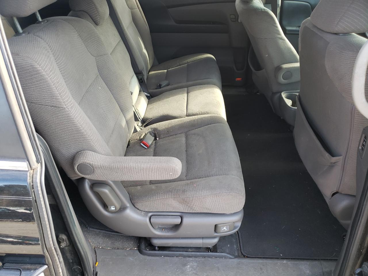 2012 Honda Odyssey - Image 11