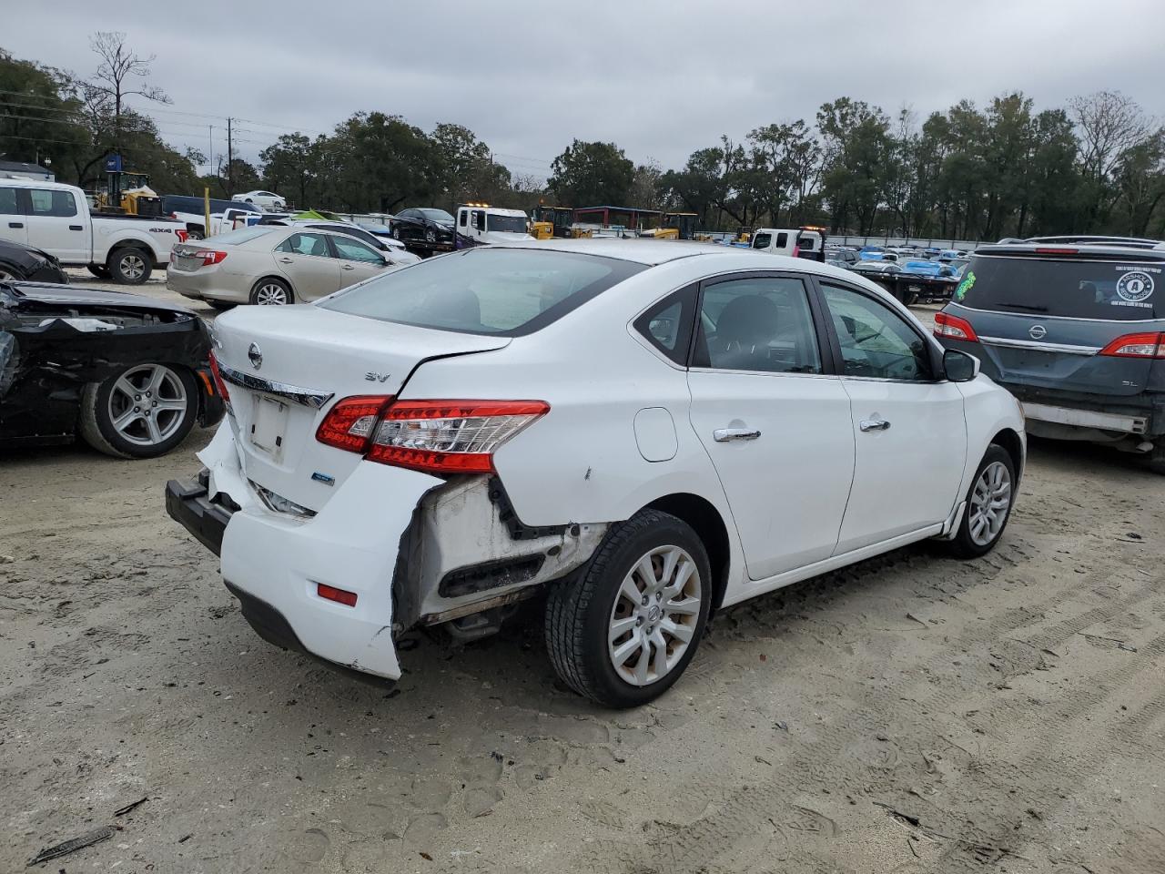 2014 Nissan Sentra - Image 3