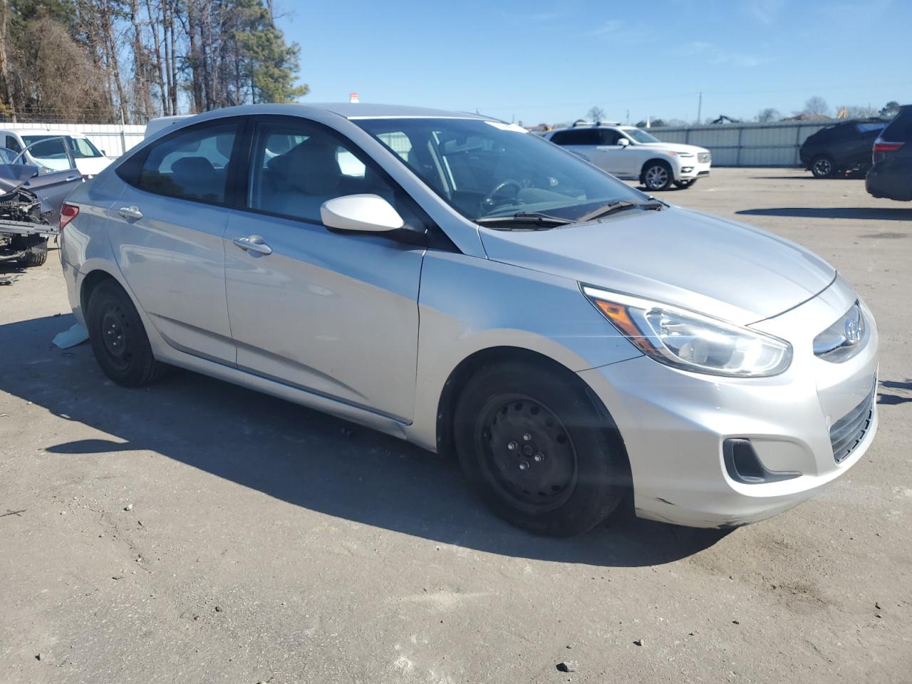 2015 Hyundai Accent - Image 4
