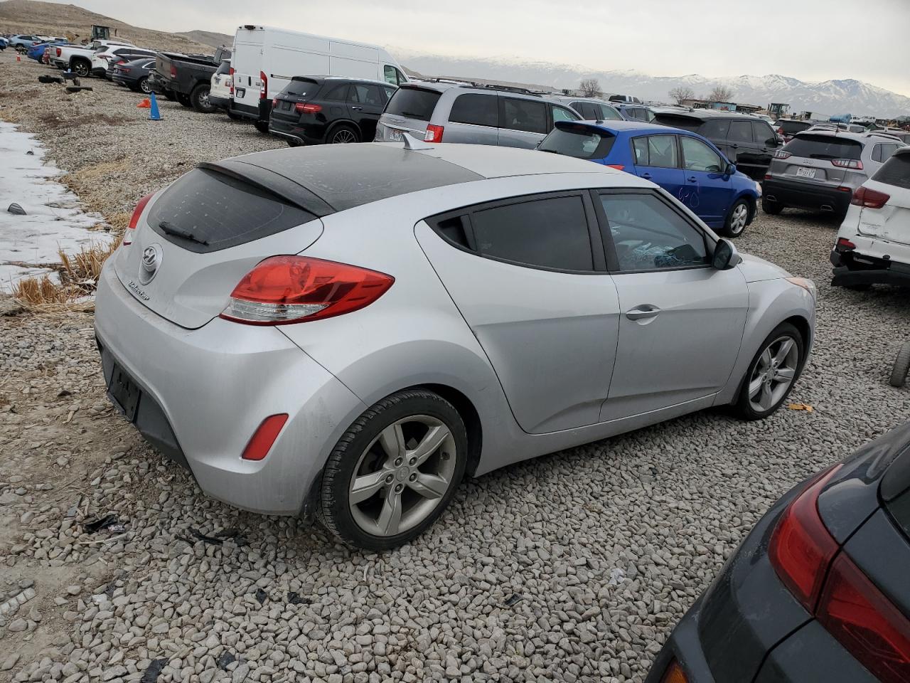 2012 Hyundai Veloster - Image 3