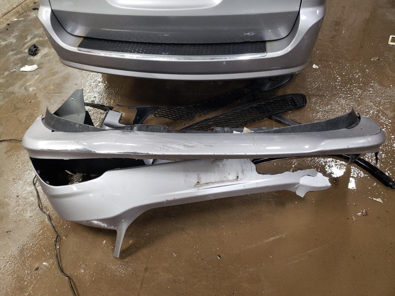 2014 Dodge Caravan - Image 12