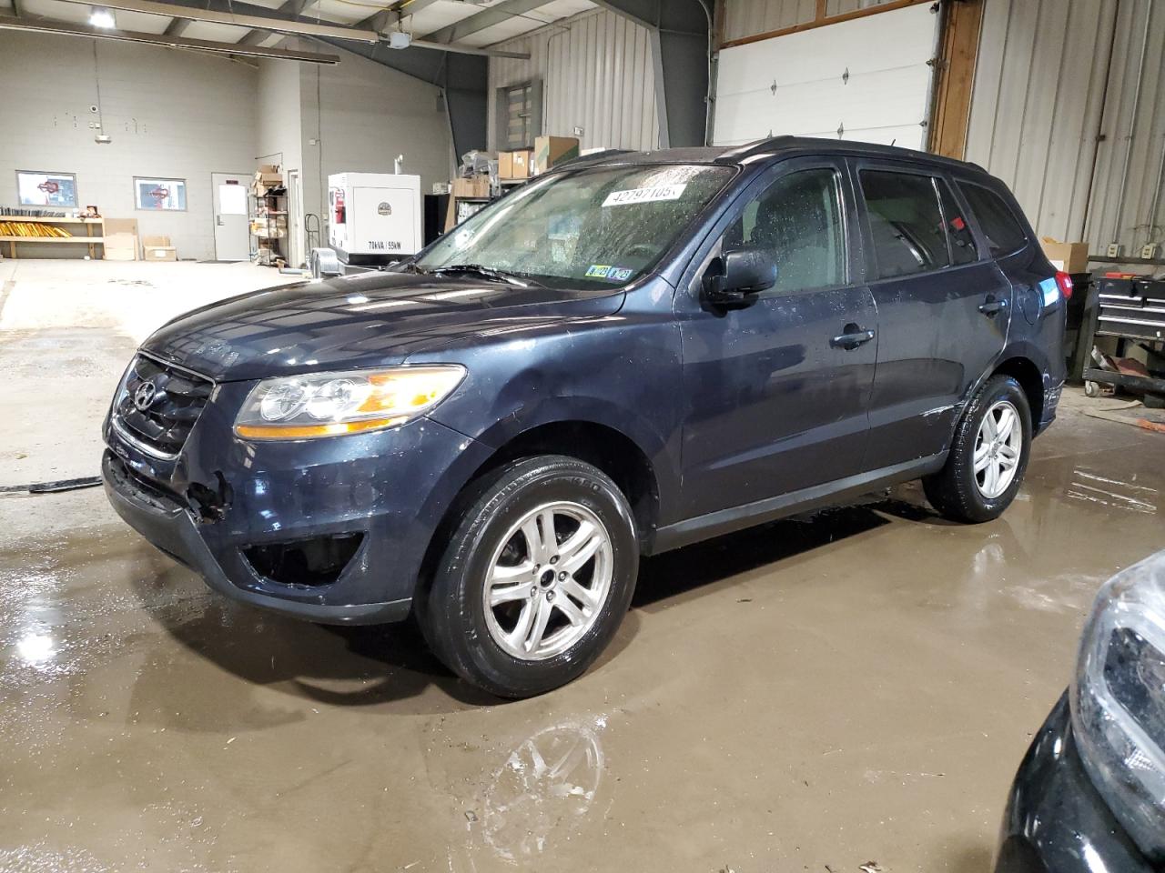 2011 Hyundai Santa Fe - Image 1