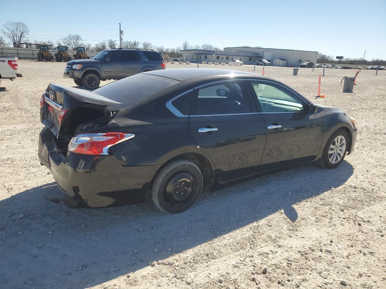2017 Nissan Altima - Image 3