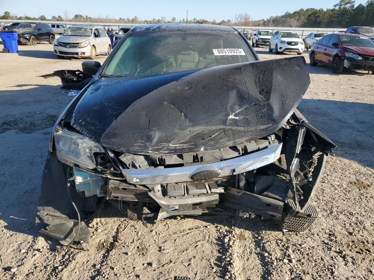 2010 Ford Fusion - Image 12