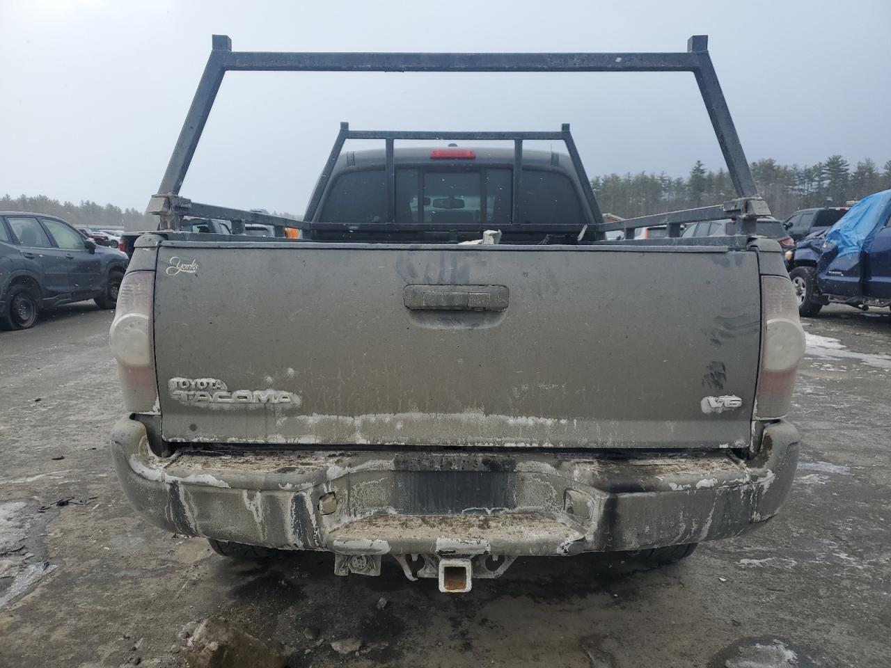 2011 Toyota Tacoma - Image 6