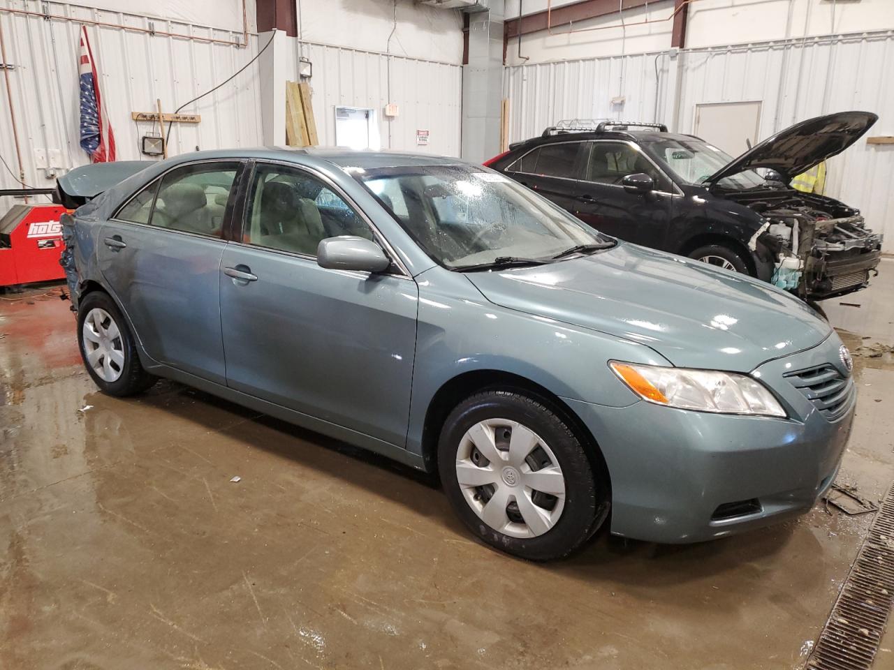 2009 Toyota Camry - Image 4
