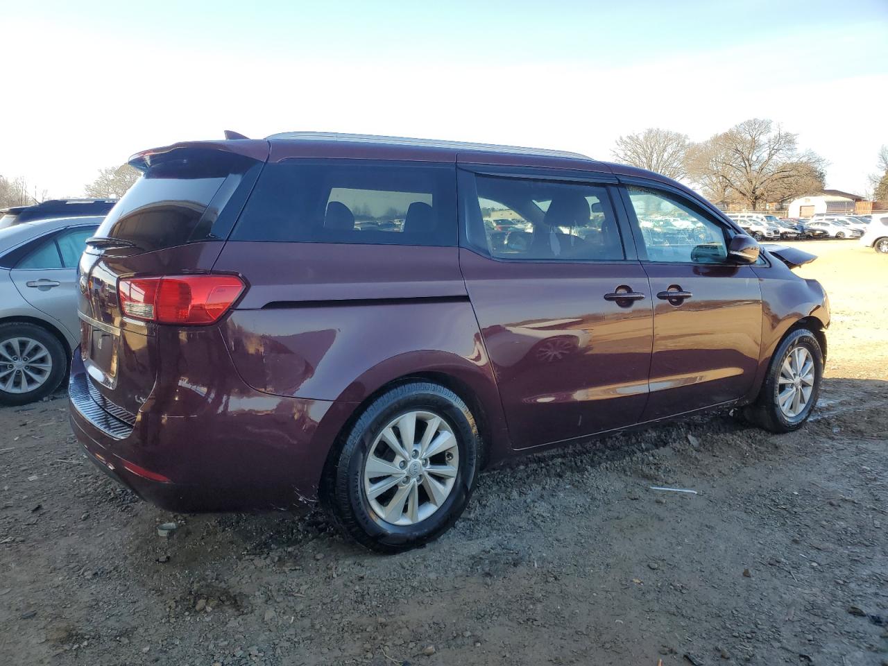 2016 Kia Sedona - Image 3