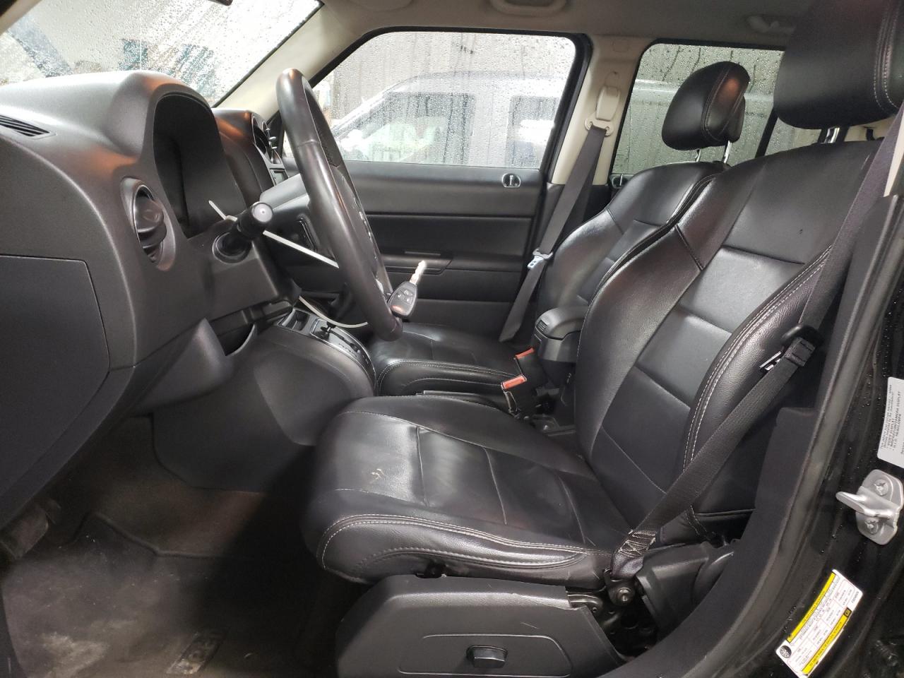 2015 Jeep Liberty (Patriot) - Image 7