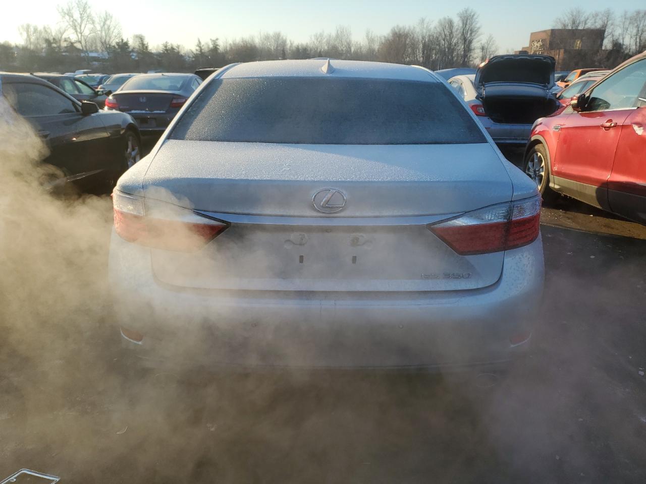 2015 Lexus ES - Image 6